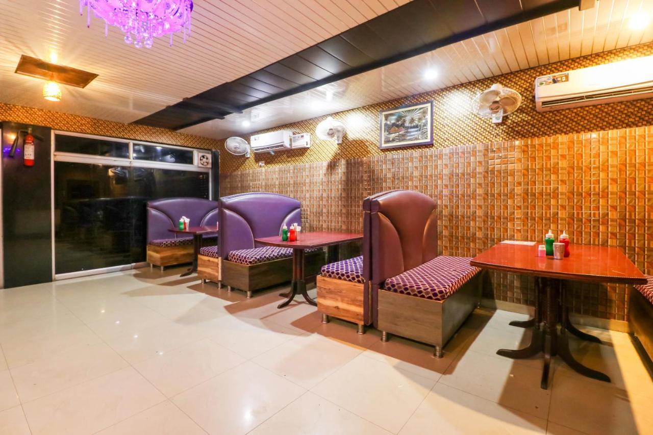 Oyo 6908 Hotel Royal City Āzamgarh Exteriér fotografie